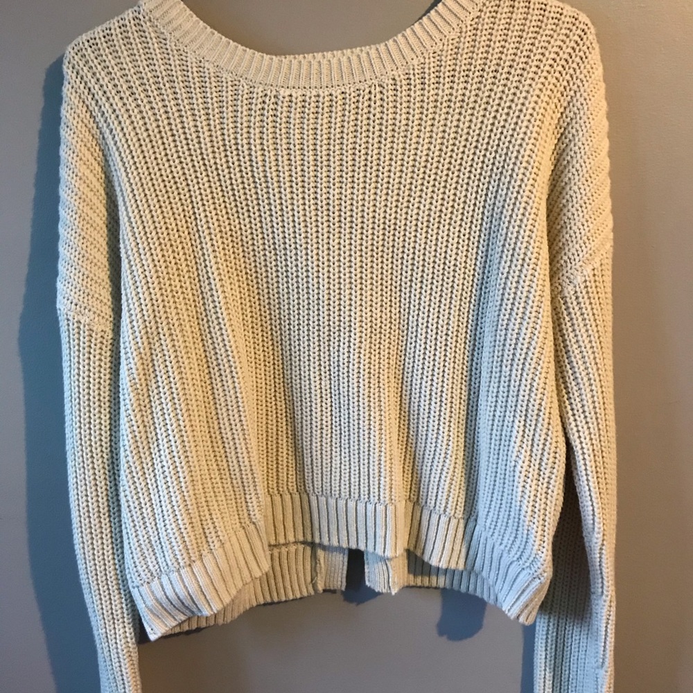 Aeropostale tan sweater w cute open back